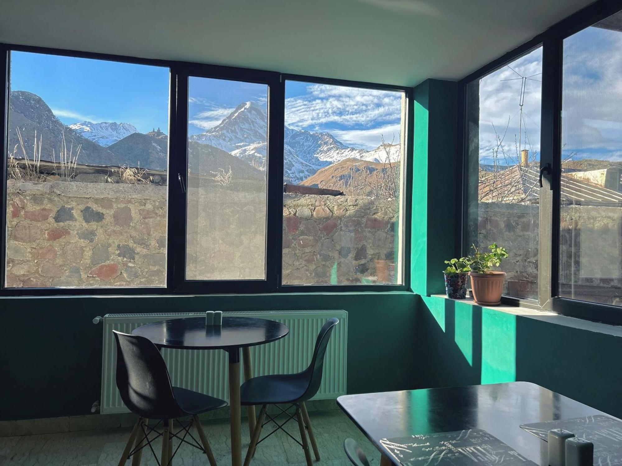 Shushabandi Kazbegi Hotel Exterior photo